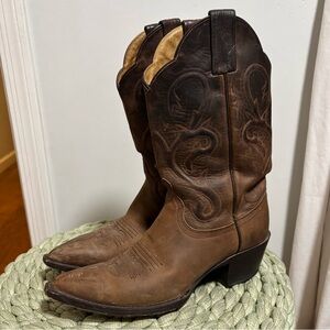 Dan Post Rustic Matte Brown Leather Scalloped Hem Snip Toe Pull On Cowgirl Boots